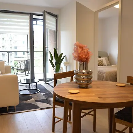 Estate Old Town Apartment, Private Parking, Balcony *