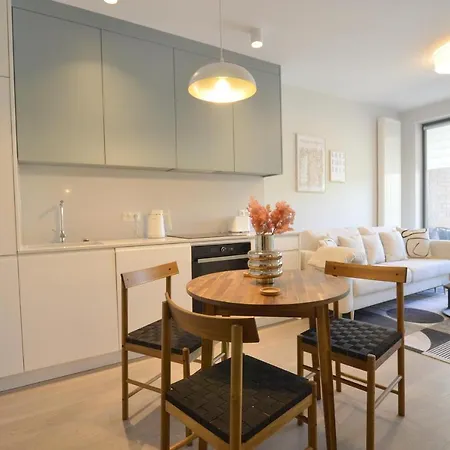 Estate Old Town Apartment, Private Parking, Balcony Danzig