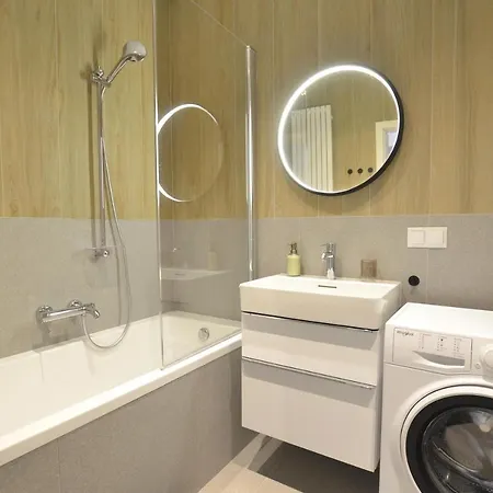 Estate Old Town Apartment, Private Parking, Balcony Apartmán *